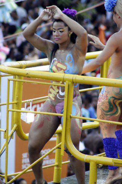 mulheres-peladas-no-carnaval-2015-63